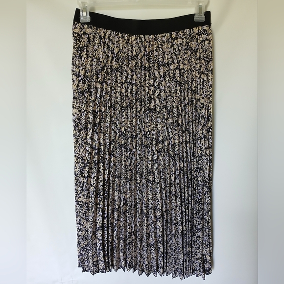 Vince Camuto Women's Pleated Maxi Skirt - Tie Dye Style Flowy Skirt